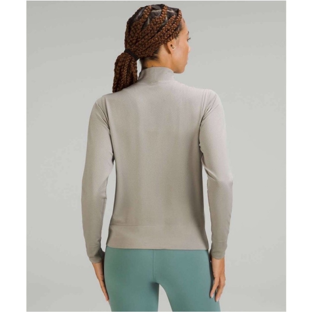 Lululemon Swiftly Relaxed Half Zip Gull Grey / White size 12